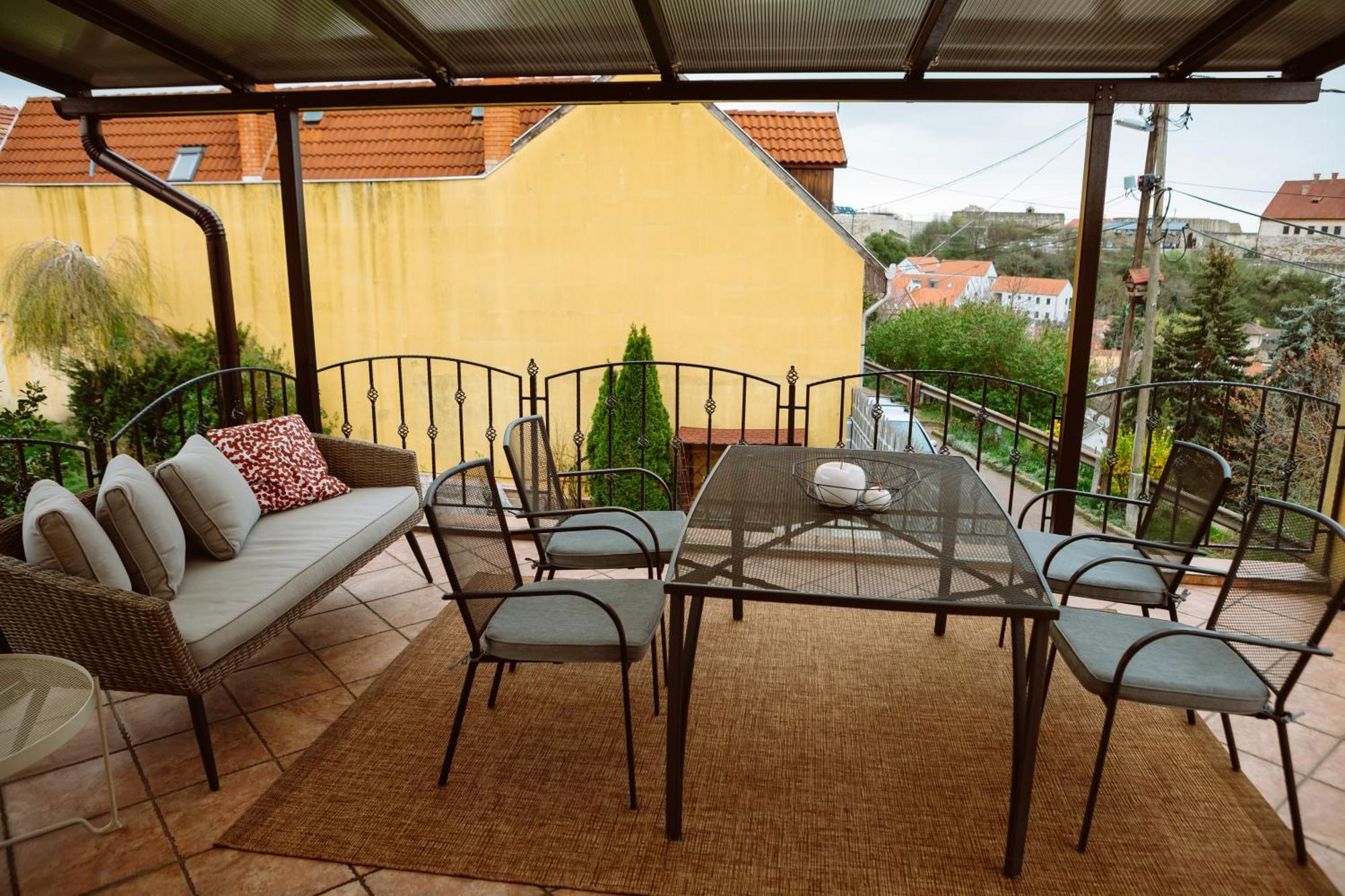 אגר Kiralyszeke Apartman מראה חיצוני תמונה